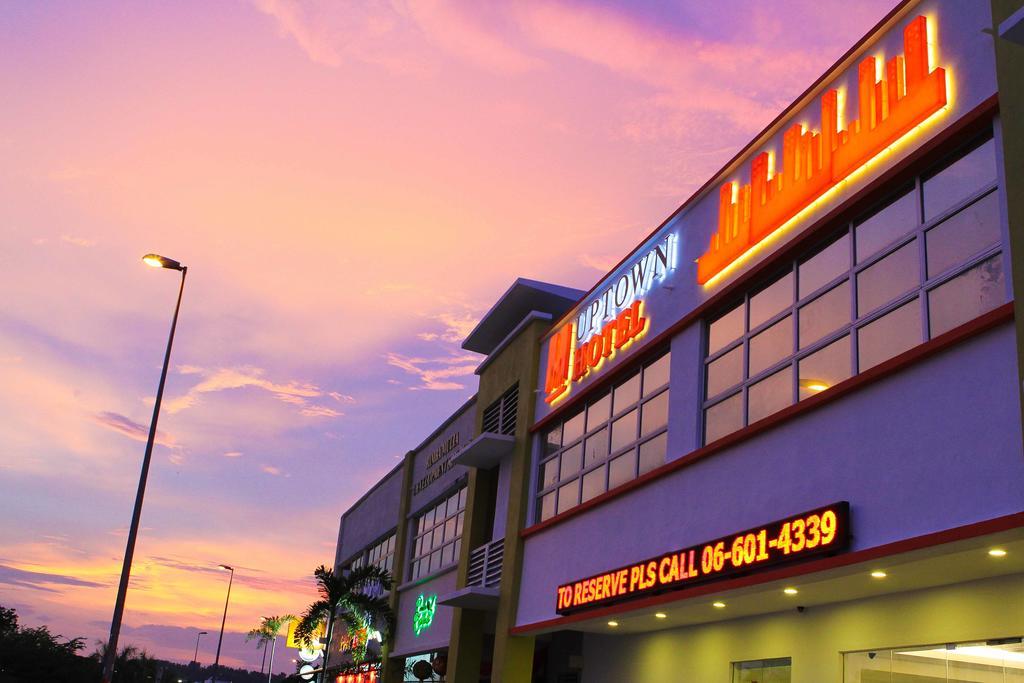 Uptown Hotel Seremban Exterior foto